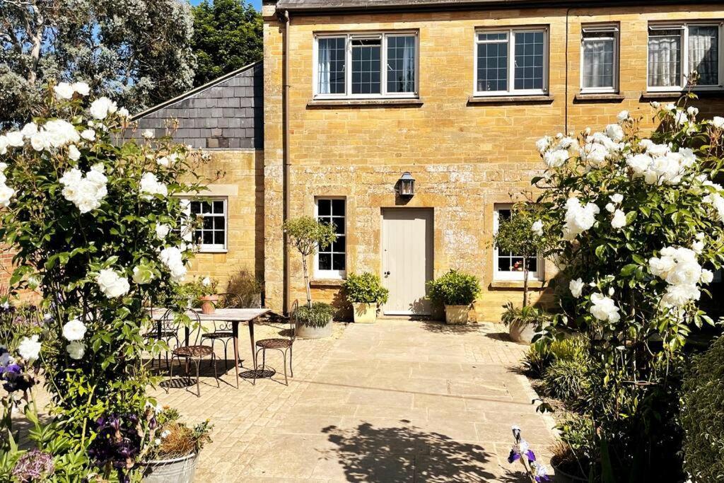 Escape To Ash House 18Th Century Manor In Somerset Martock Екстериор снимка